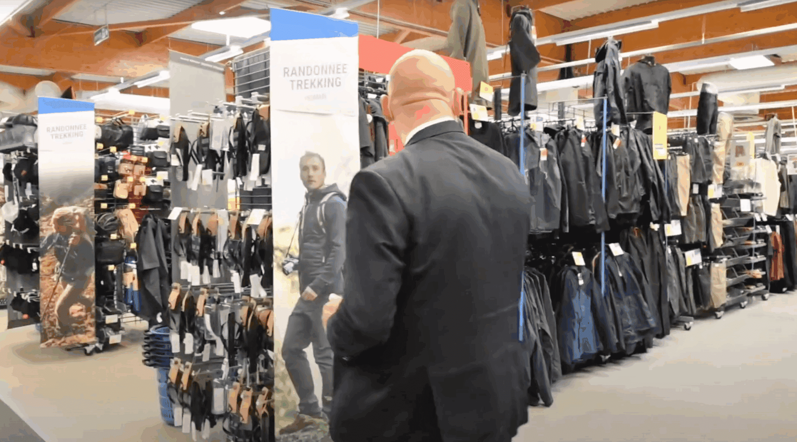 Agent de sécurité
magasin pré-vol